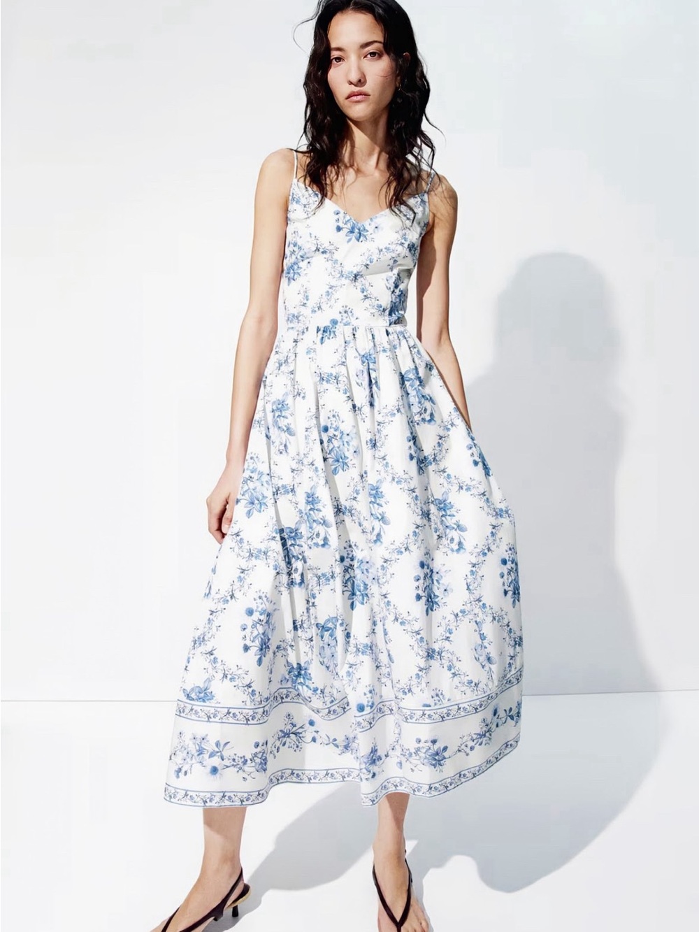 FLARED-SKIRT STRAPPY DRESS